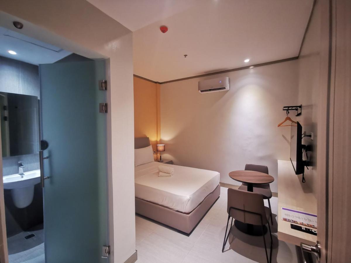 Yes Hotel Imus Cavite 외부 사진