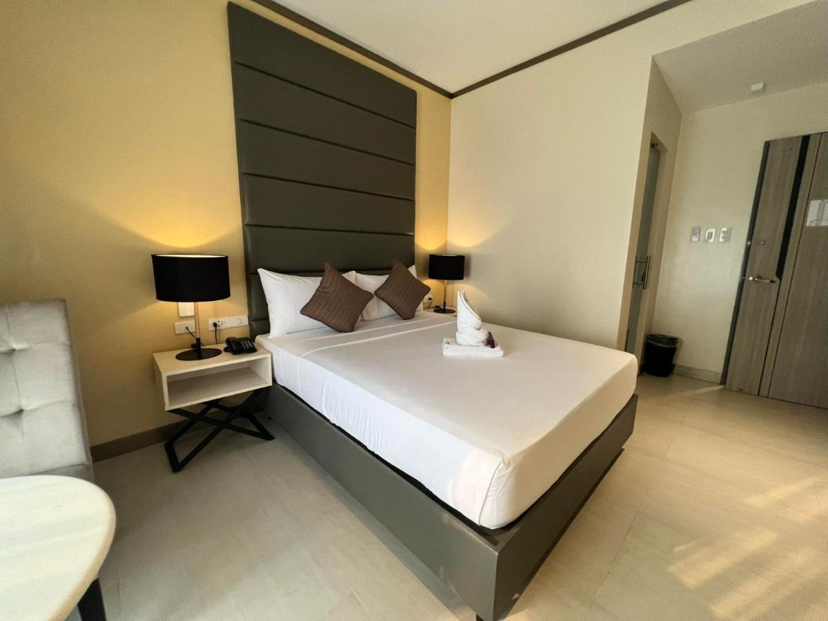 Yes Hotel Imus Cavite 외부 사진