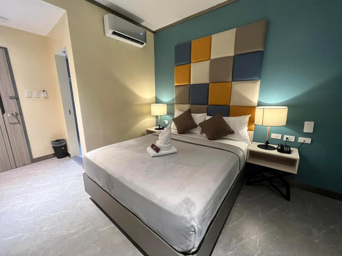 Yes Hotel Imus Cavite 외부 사진